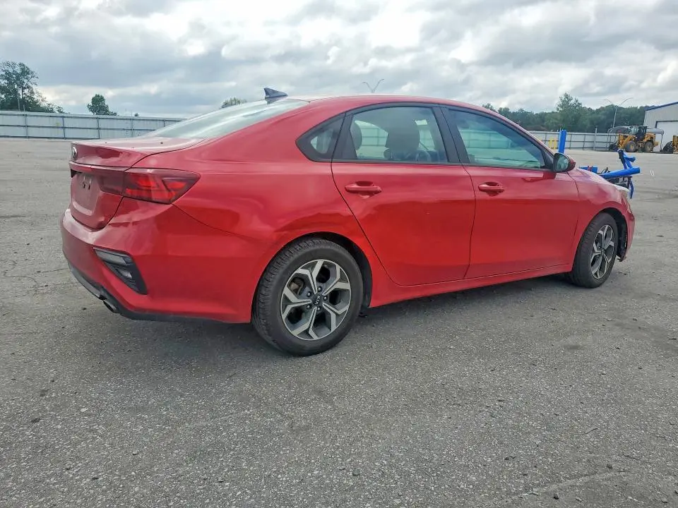 2021 KIA FORTE LXS  