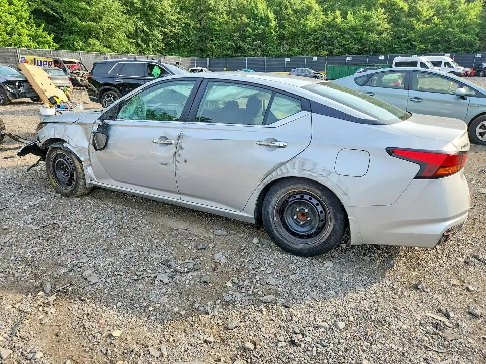 2024 NISSAN ALTIMA S  