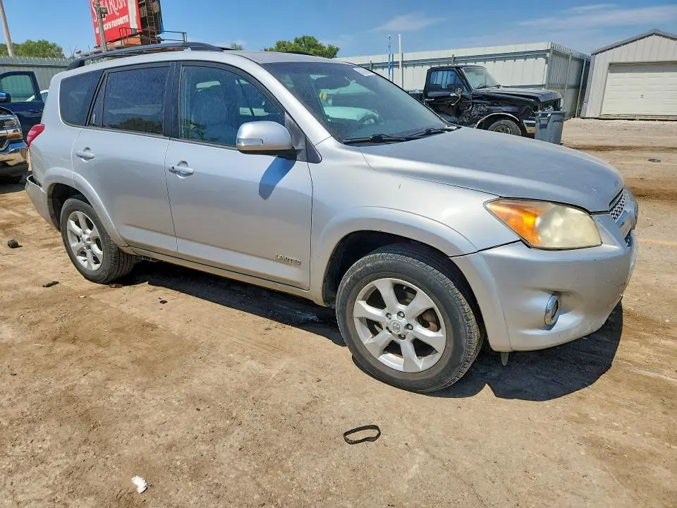 2012 TOYOTA RAV4 LIMITED  