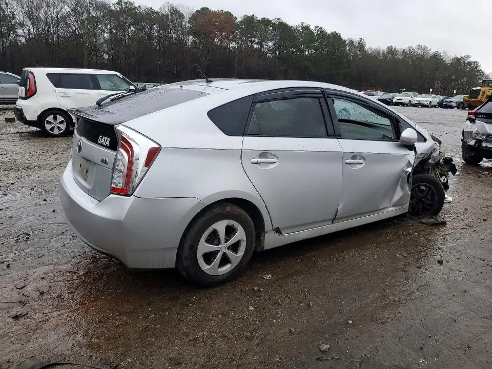 2015 TOYOTA PRIUS TWO  