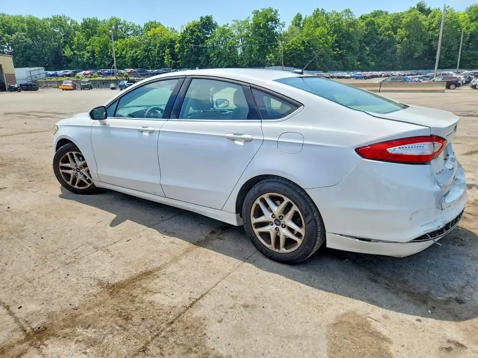 2016 FORD FUSION SE  