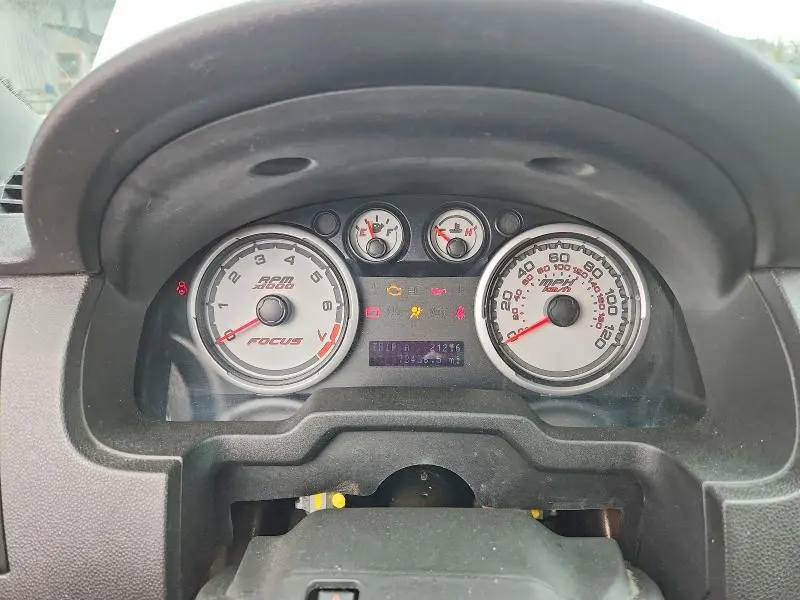 2010 FORD FOCUS SE  