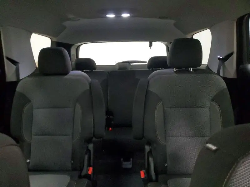 2021 CHEVROLET TRAVERSE LT  