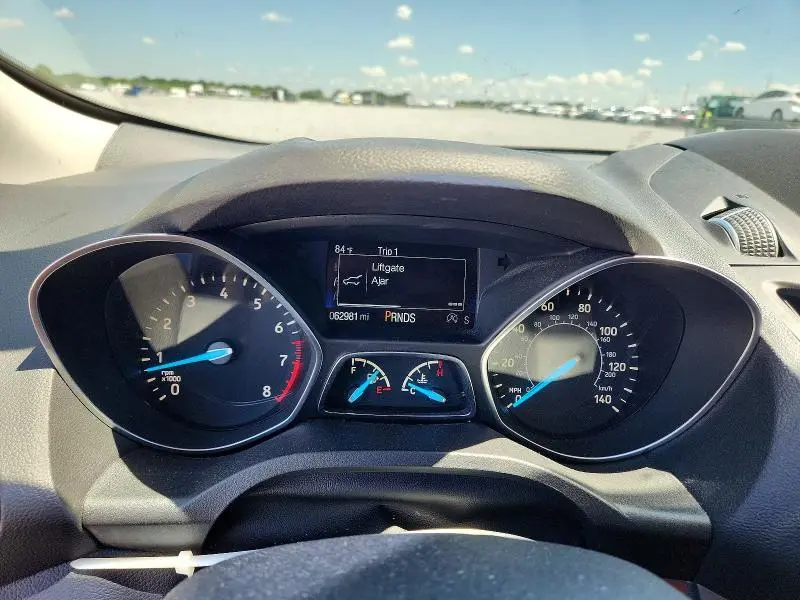 2019 FORD ESCAPE SE  