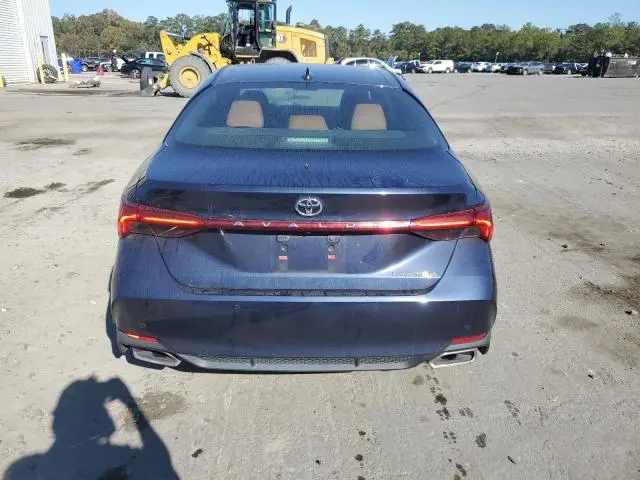 2019 TOYOTA AVALON XLE  