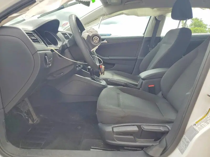 2015 VOLKSWAGEN JETTA BASE  
