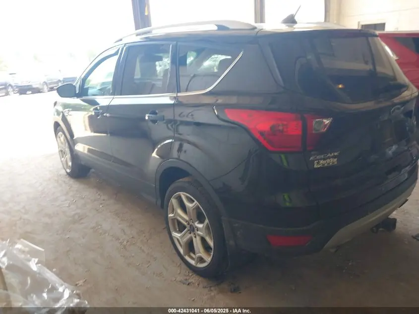 2019 FORD ESCAPE TITANIUM