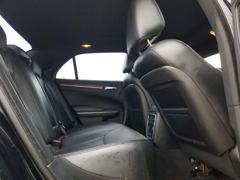 2016 CHRYSLER 300C PLATINUM  