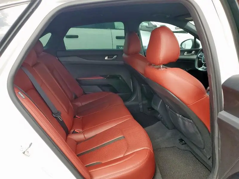 2024 KIA K5 GT LINE  