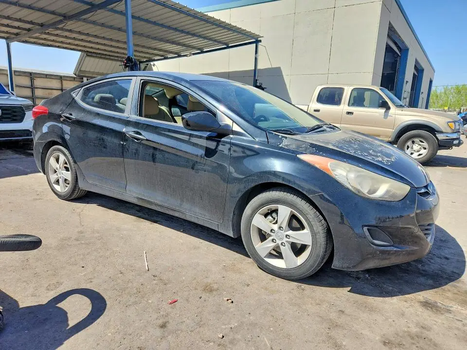 2011 HYUNDAI ELANTRA GLS  