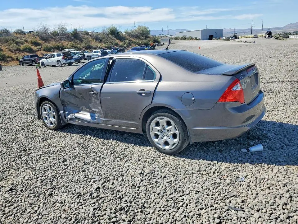 2011 FORD FUSION SE  