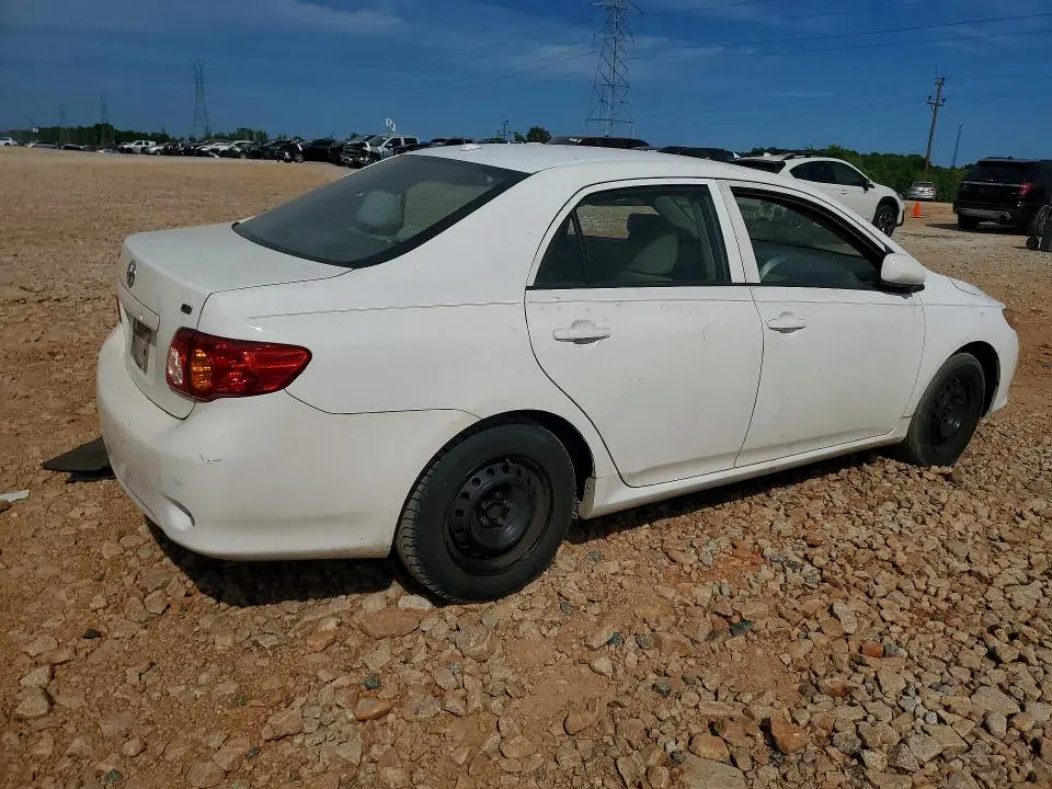 2010 TOYOTA COROLLA LE  