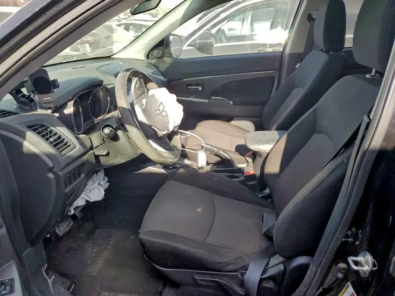 2019 MITSUBISHI OUTLANDER SPORT ES  