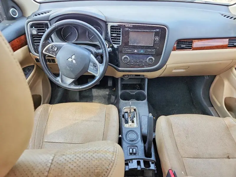 2015 MITSUBISHI OUTLANDER SE  