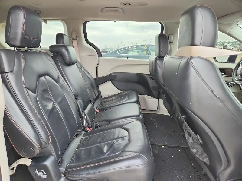 2017 CHRYSLER PACIFICA TOURING L  