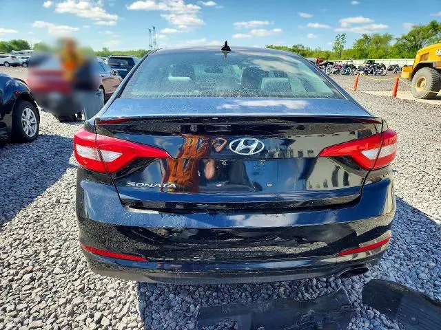 2017 HYUNDAI SONATA SE  