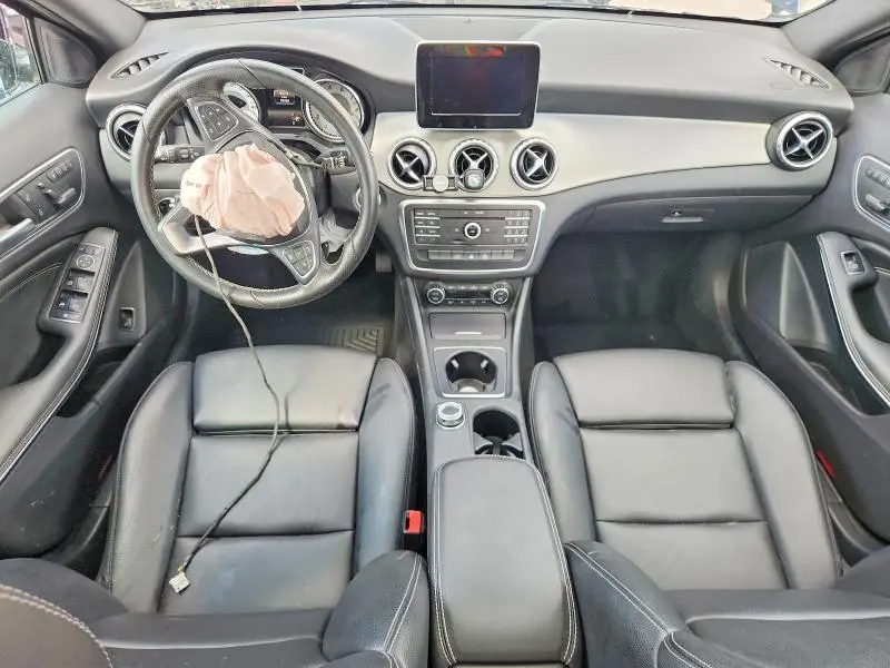 2017 MERCEDES-BENZ GLA 250  