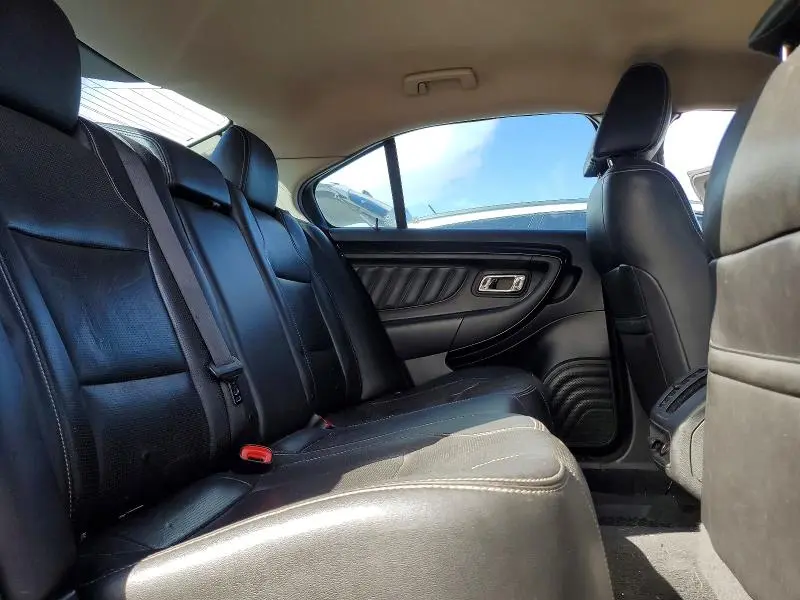 2011 FORD TAURUS LIMITED  