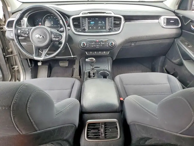 2018 KIA SORENTO LX V6  
