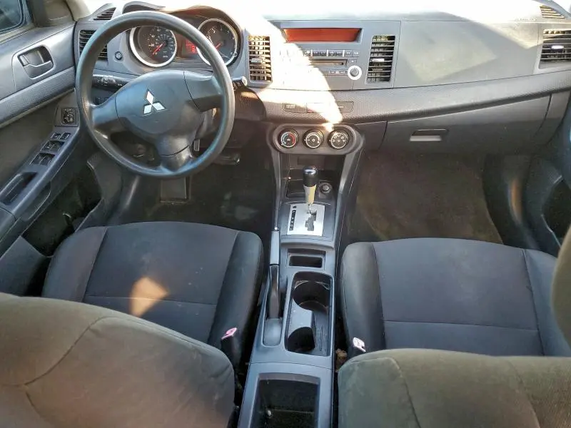 2010 MITSUBISHI LANCER DE  
