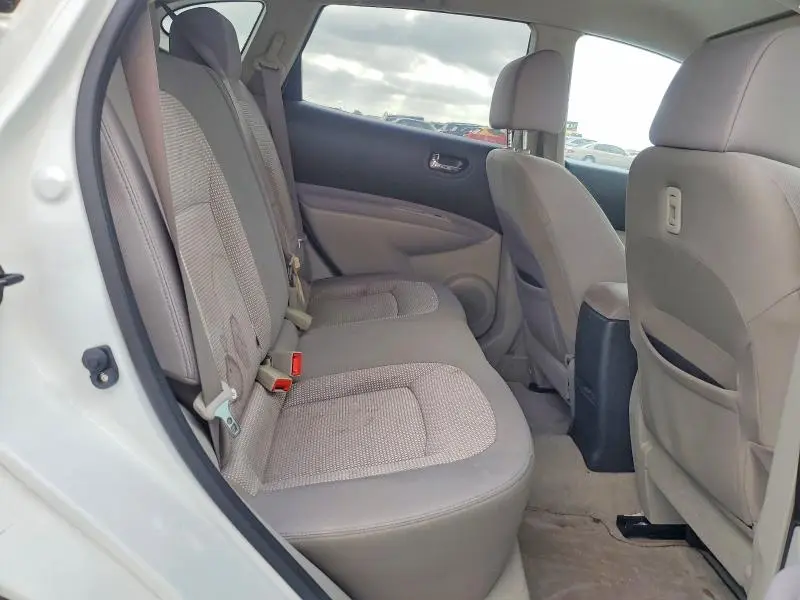 2012 NISSAN ROGUE S  