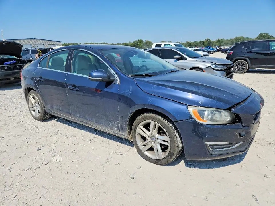 2015 VOLVO S60 PREMIER  