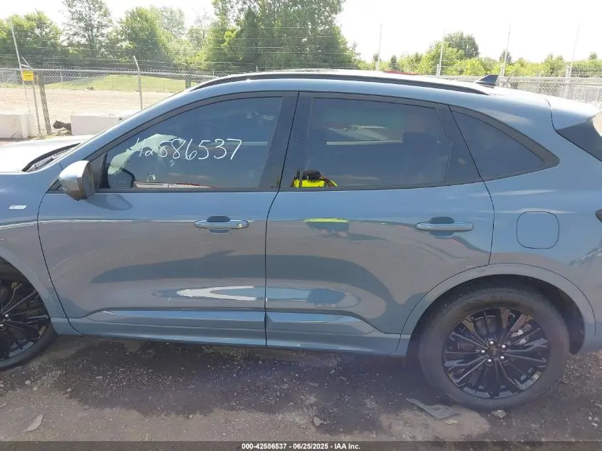 2025 FORD ESCAPE ST-LINE ELITE