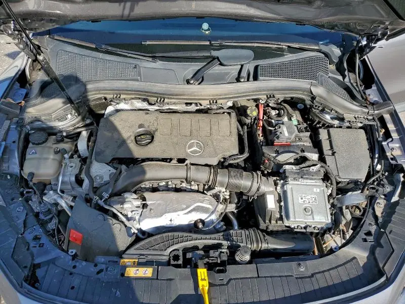 2021 MERCEDES-BENZ GLA 250 4MATIC  