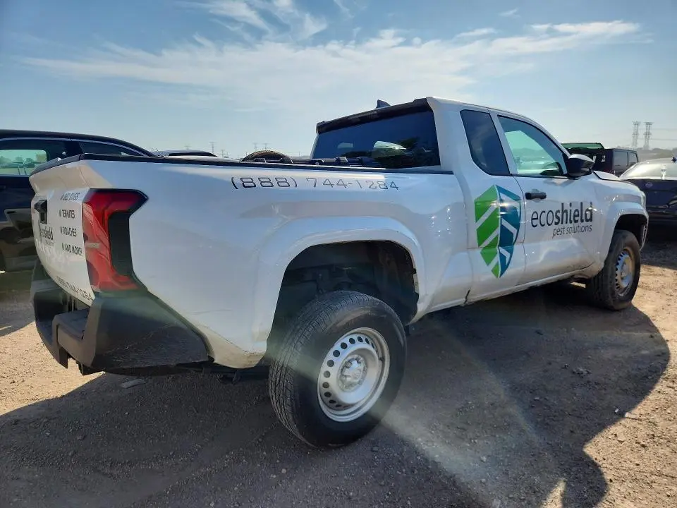 2025 TOYOTA TACOMA SR  