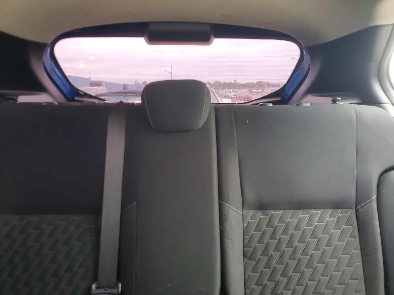 2021 NISSAN KICKS S  