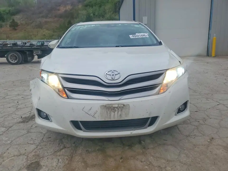 2014 TOYOTA VENZA LE  
