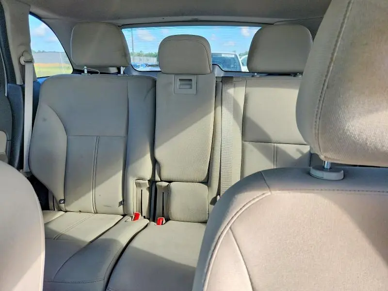 2013 FORD EDGE SE  
