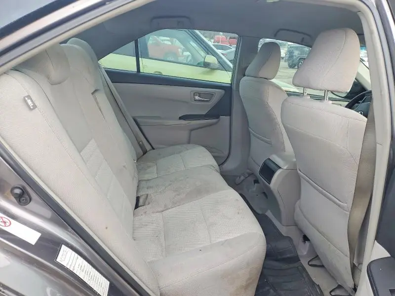 2015 TOYOTA CAMRY LE  