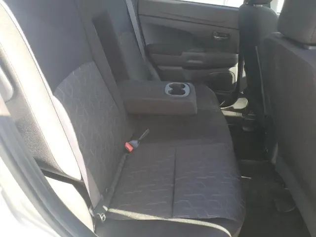 2022 MITSUBISHI OUTLANDER SPORT ES  