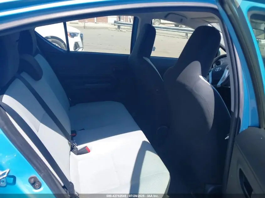 2016 TOYOTA PRIUS C ONE
