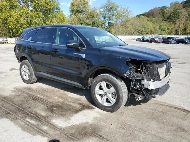 2022 KIA SORENTO LX  