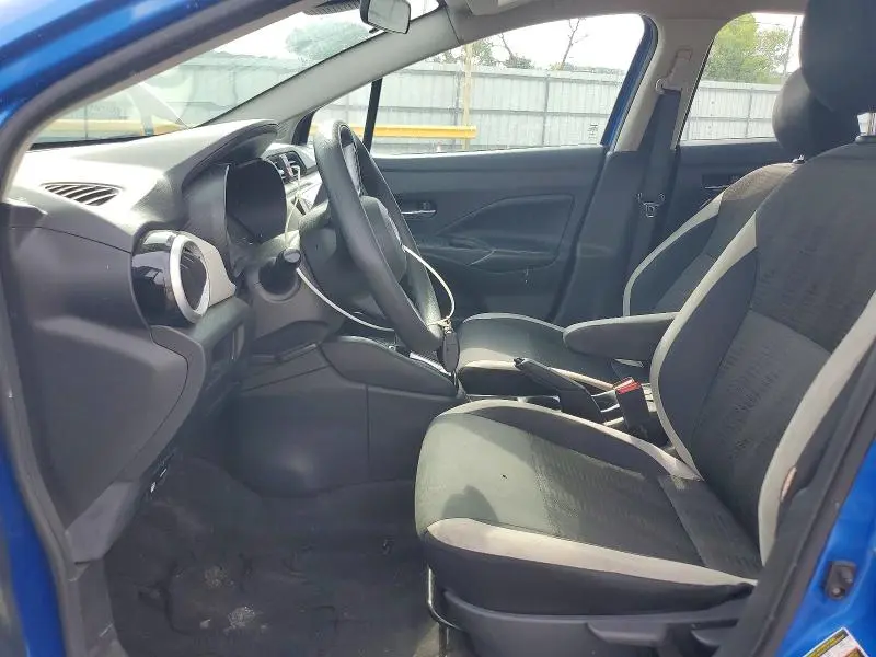 2020 NISSAN VERSA SV  