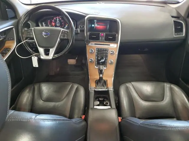 2017 VOLVO XC60 T5 INSCRIPTION  