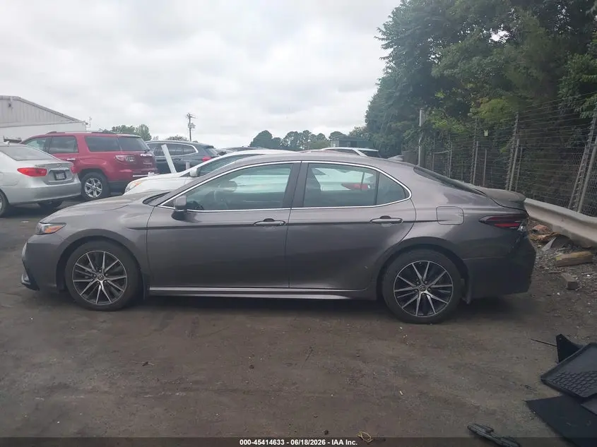 2023 TOYOTA CAMRY SE AWD