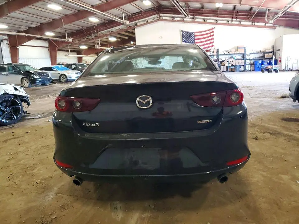 2022 MAZDA 3   