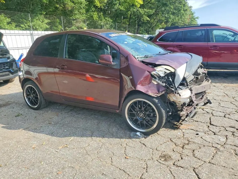2010 TOYOTA YARIS BASE  