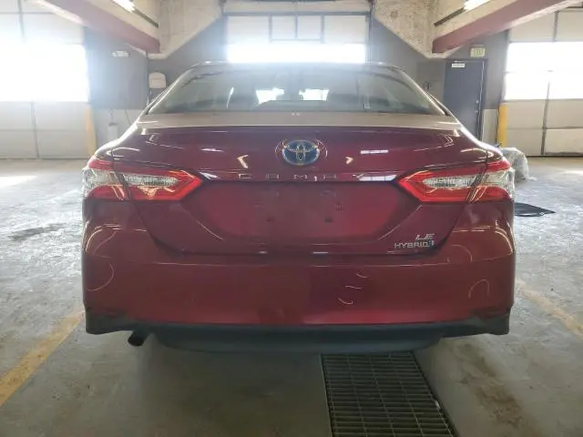 2018 TOYOTA CAMRY LE  