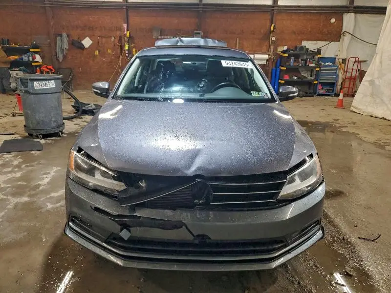 2015 VOLKSWAGEN JETTA SE  