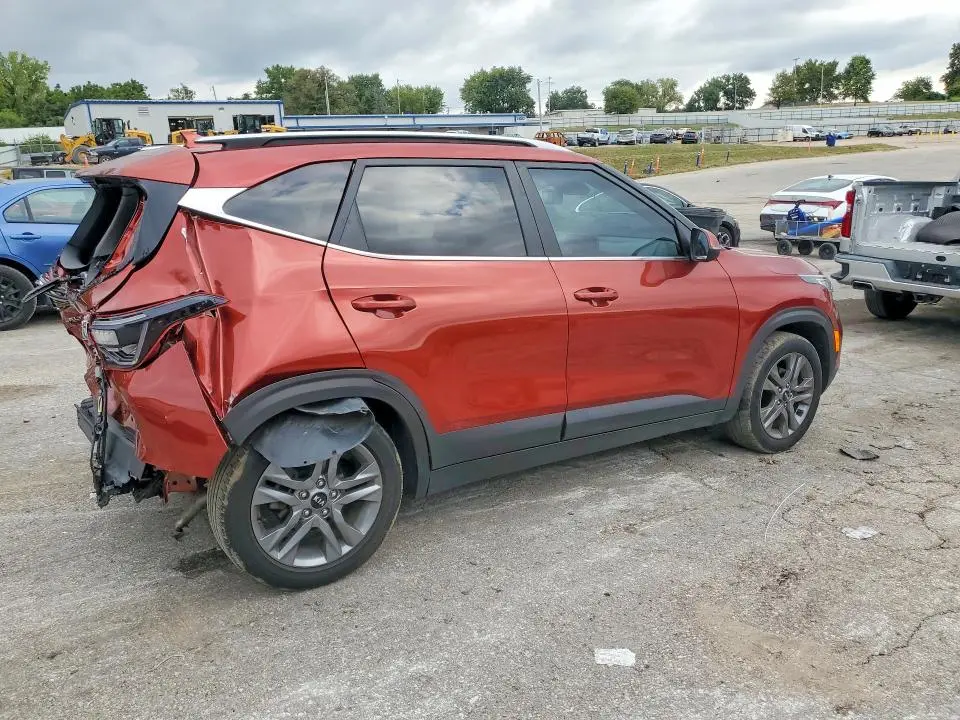 2021 KIA SELTOS S  