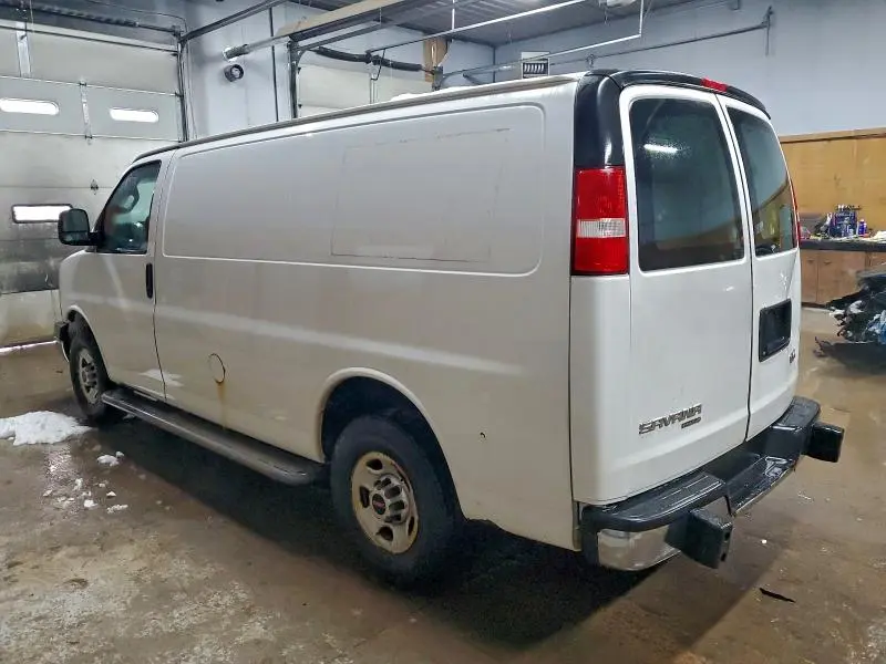 2016 GMC SAVANA G2500  