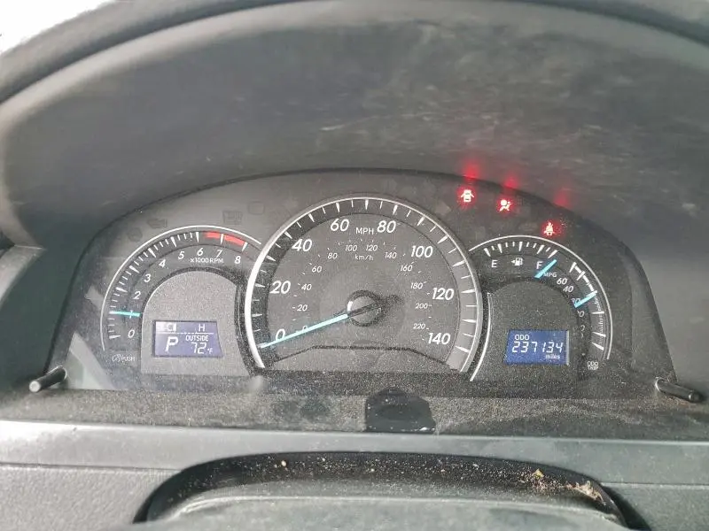 2012 TOYOTA CAMRY BASE  