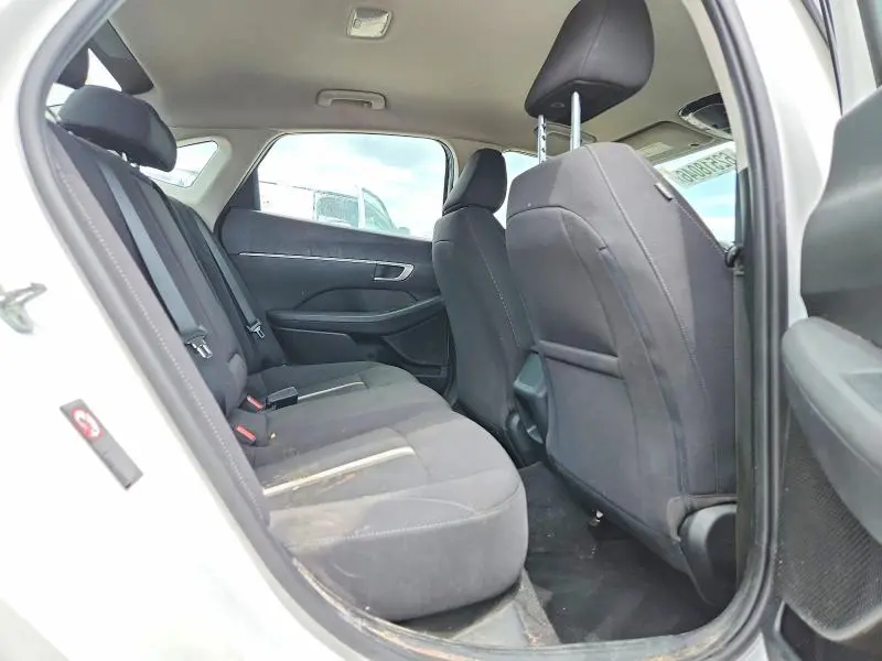 2022 HYUNDAI SONATA SEL  