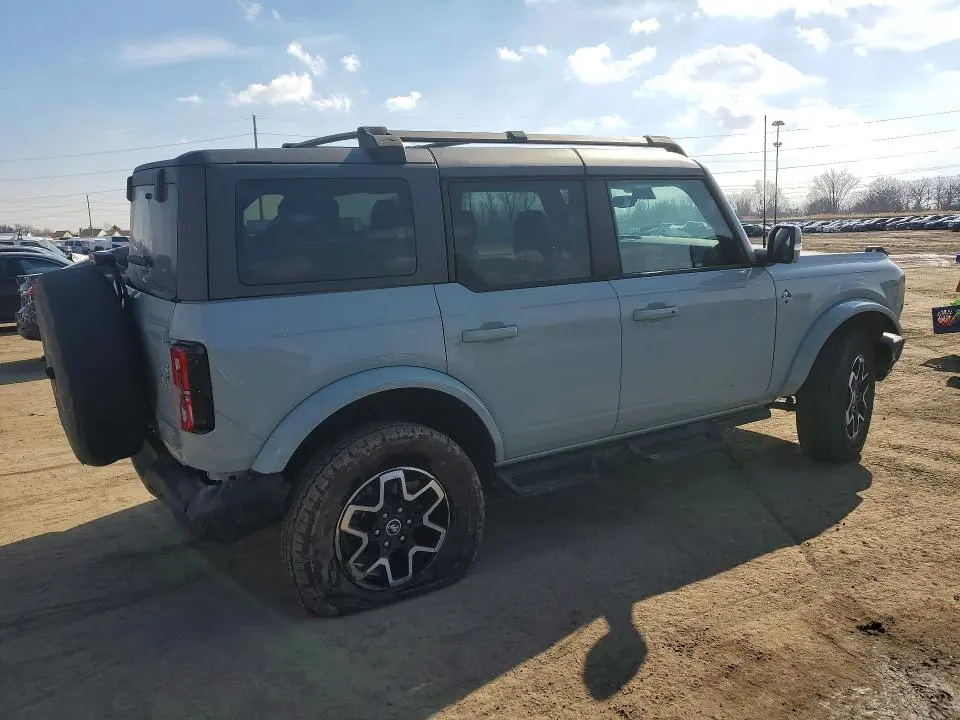 2023 FORD BRONCO BASE  