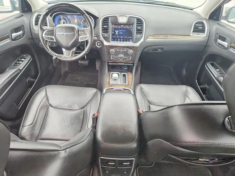 2018 CHRYSLER 300 LIMITED  