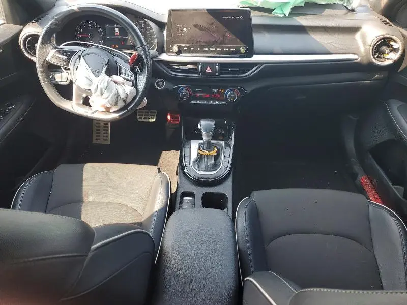 2023 KIA FORTE GT LINE  